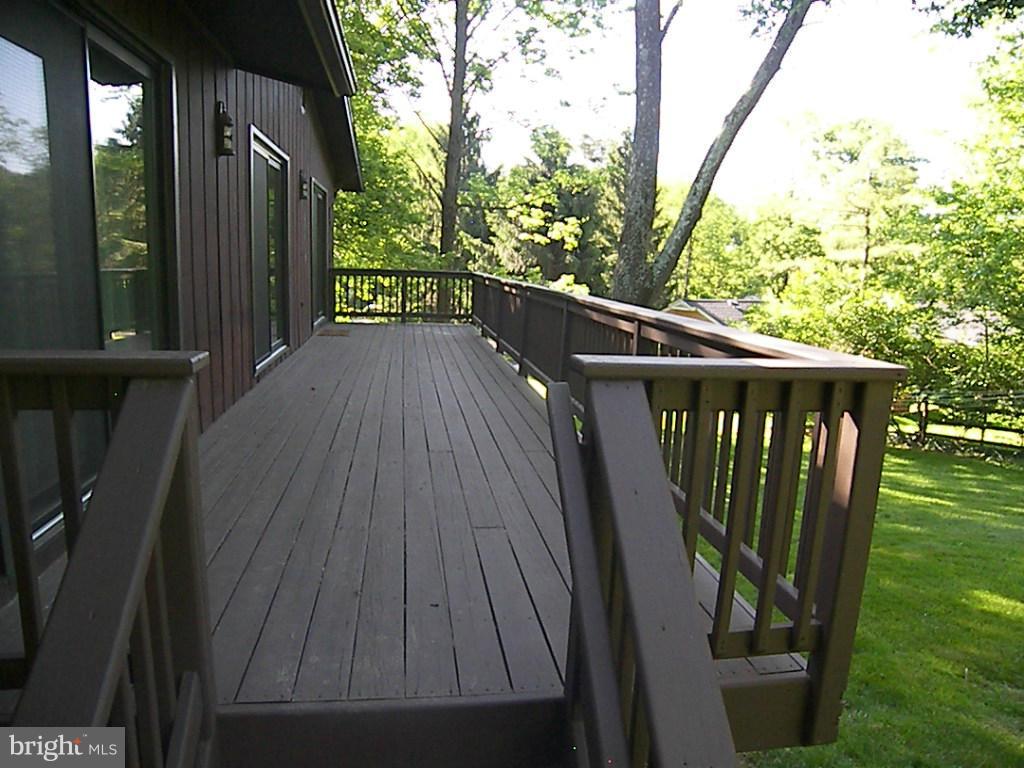 5503 Woodlyn Road Frederick, MD 21703 - Photo 9 of 30 Exterior (General)