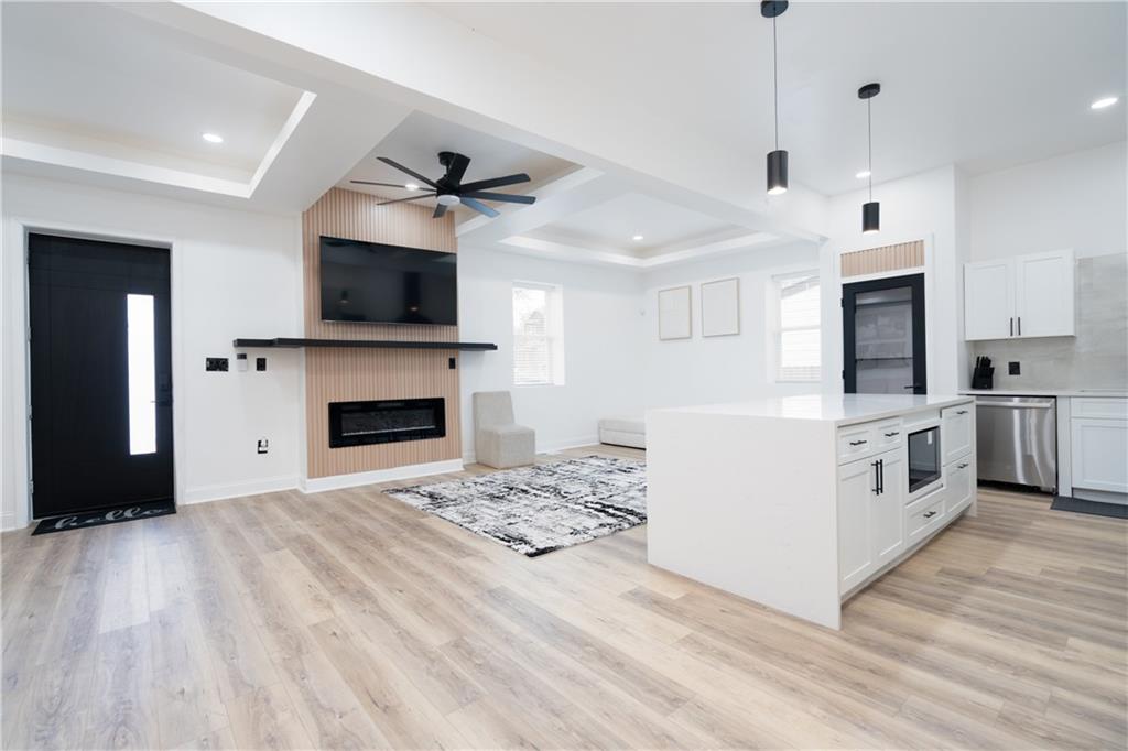 362 Roy Street Southwest Atlanta, GA 30310 - Photo 4 of 35