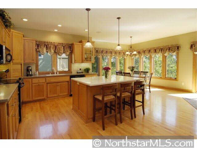 3970 Greystone Ridge Eagan, MN 55122 - Photo 2 of 10