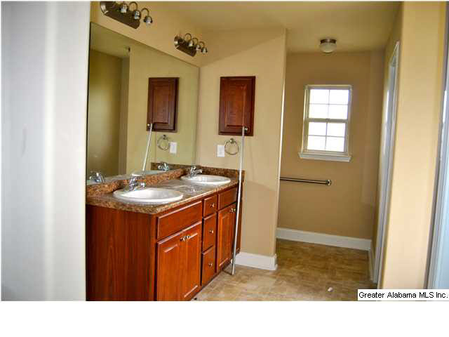 134 Barkley Lane Alabaster, AL 35007 - Photo 12 of 14 Gallery Image 12