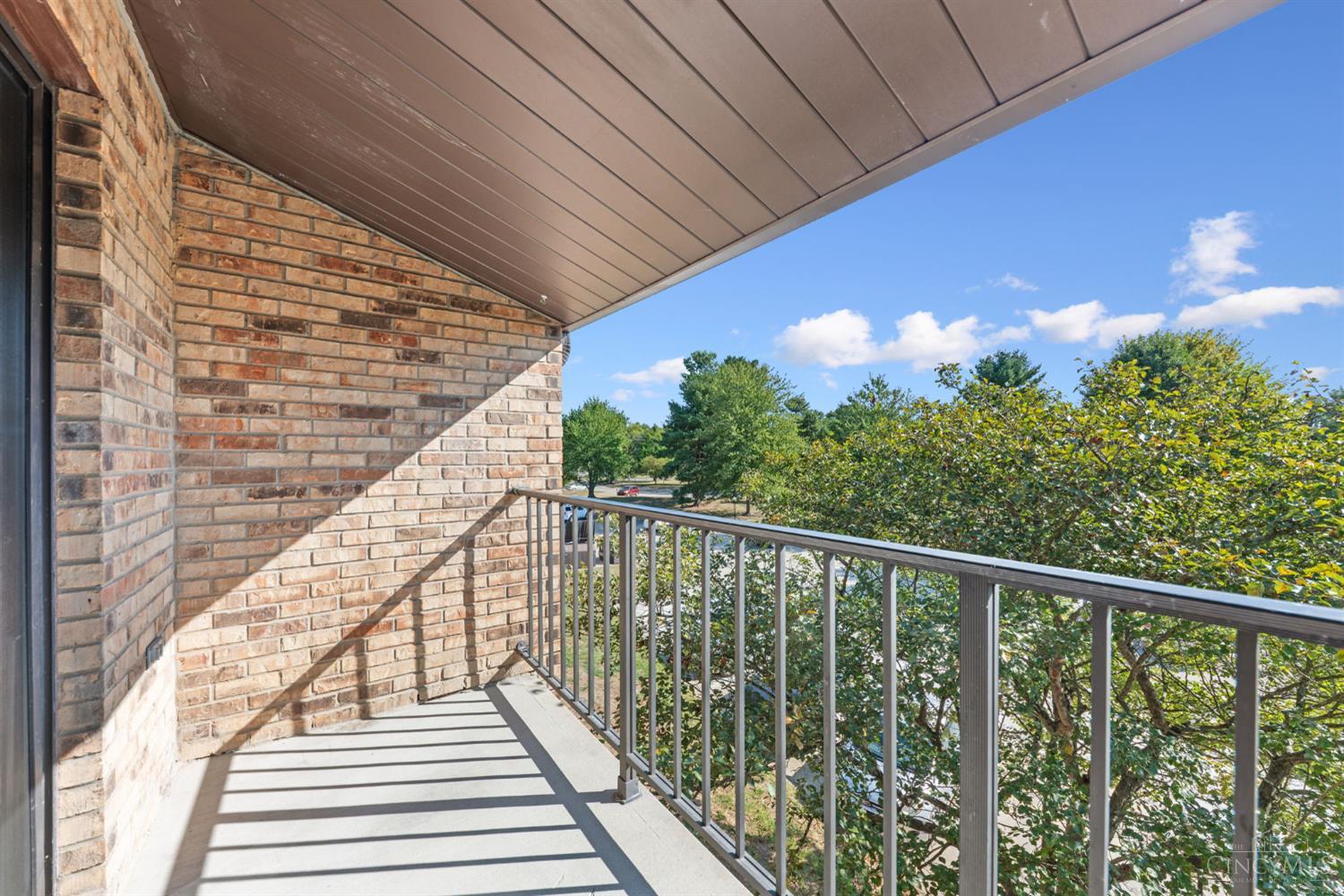 539 Davis Road, Unit 12 Cincinnati, OH 45255 - Photo 23 of 33