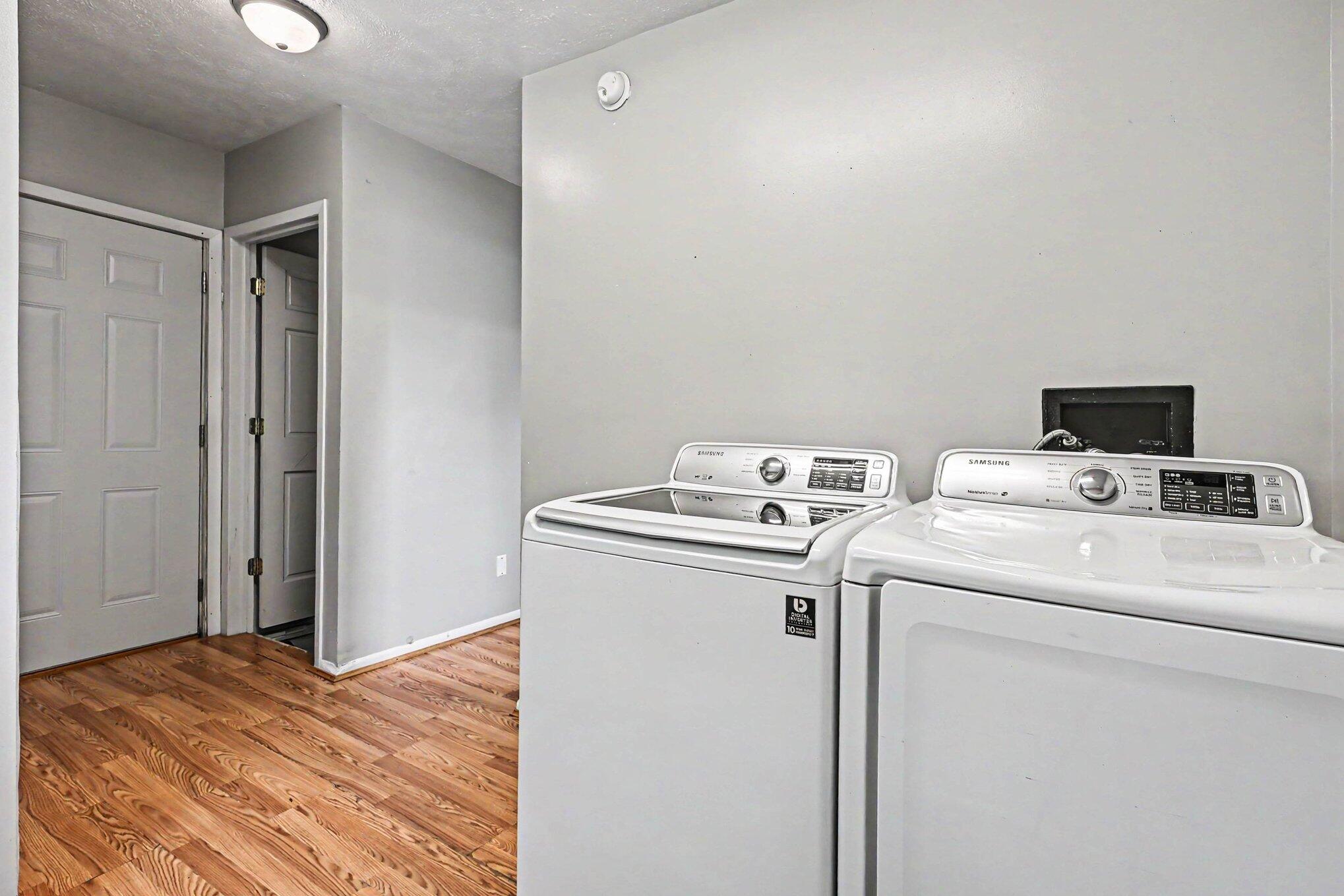 115 McClung Road La Porte, IN 46350 - Photo 16 of 31 a utility room with dryer and washer