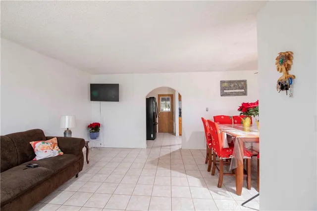 $664,950 | 8130 Lullaby Lane, Panorama City, CA 91402