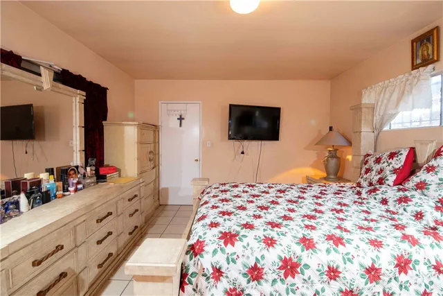 $664,950 | 8130 Lullaby Lane, Panorama City, CA 91402