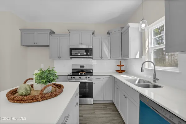 $374,900 | 163 Vista Cay Drive, Unit LOT 3, Hubert, NC 28539