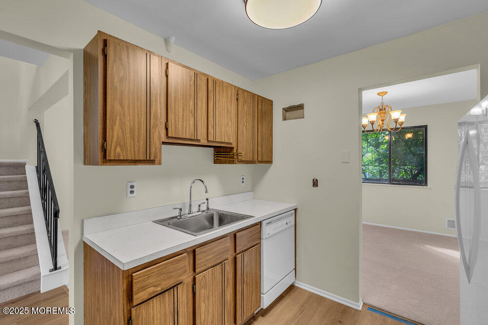 7 Cardinal Lane Howell, NJ 07731 - Photo 12 of 43 Kitchen