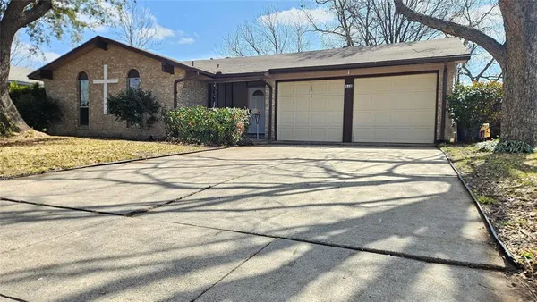 $1,850 | 610 Greencove Drive, Garland, TX 75040