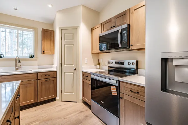 $614,900 | 33 Woodbrey Lane, Standish, ME 04084