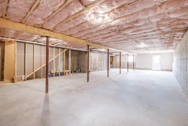 $629,900 | 33 Woodbrey Lane, Standish, ME 04084