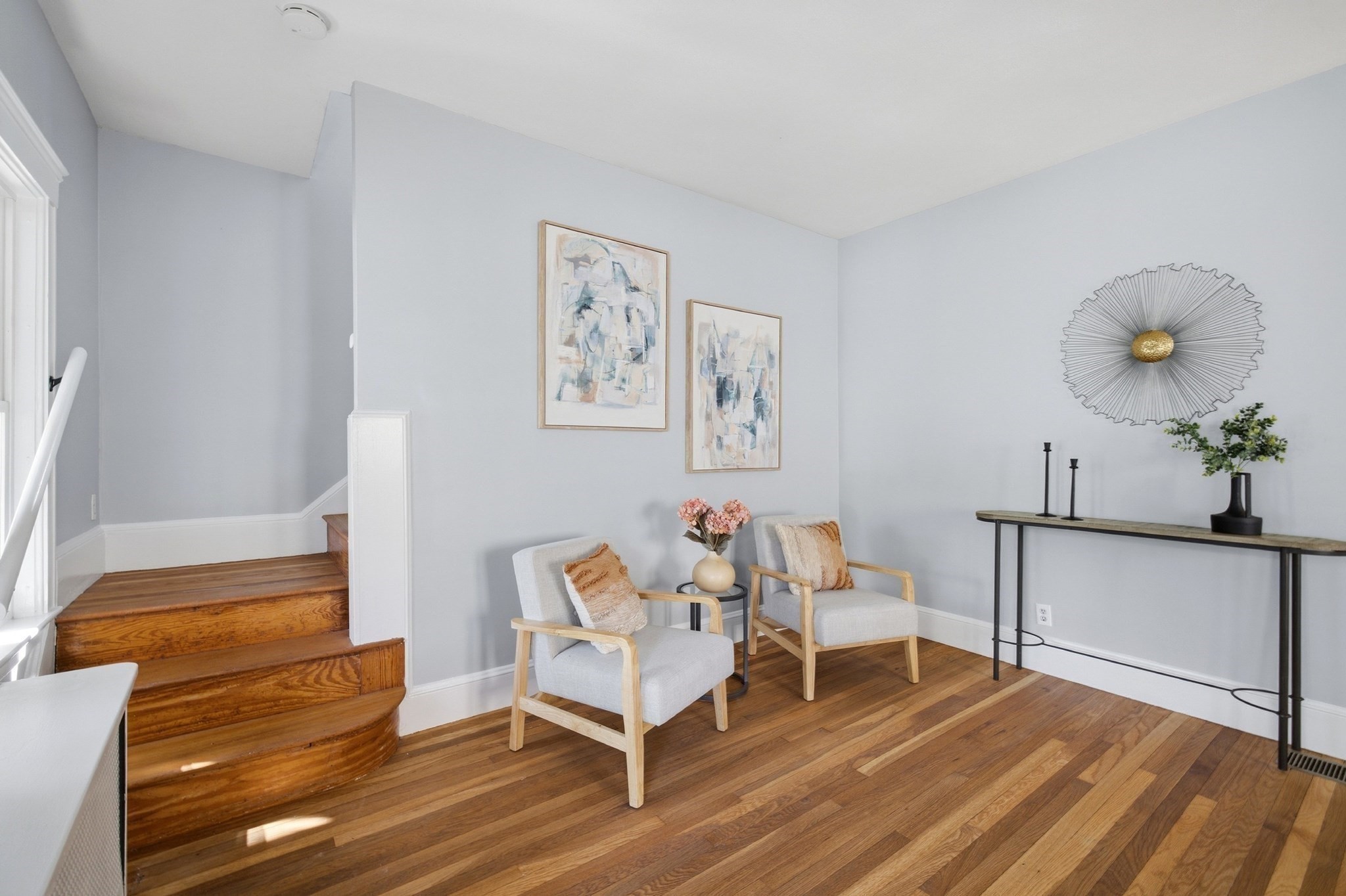 18 Middle Street Lexington, MA 02421 - Photo 8 of 42 Gallery Image 8