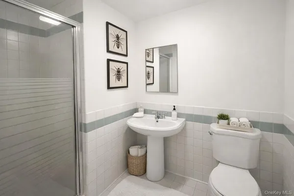 $3,000 | 14 Kenneth Avenue, Huntington, NY 11743