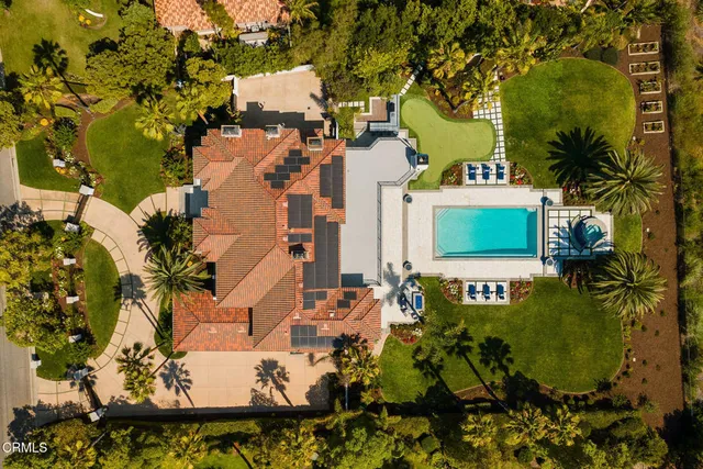 $5,695,000 | 1069 Corte Barroso, Camarillo, CA 93010