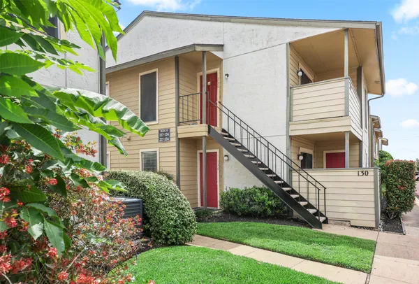 $83,500 | 15534 Zabolio Drive, Unit 130, Webster, TX 77598