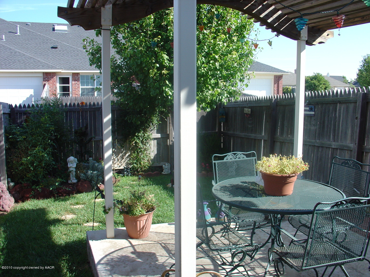7002 Thunder Road Amarillo, TX 79119 - Photo 15 of 19 Patio