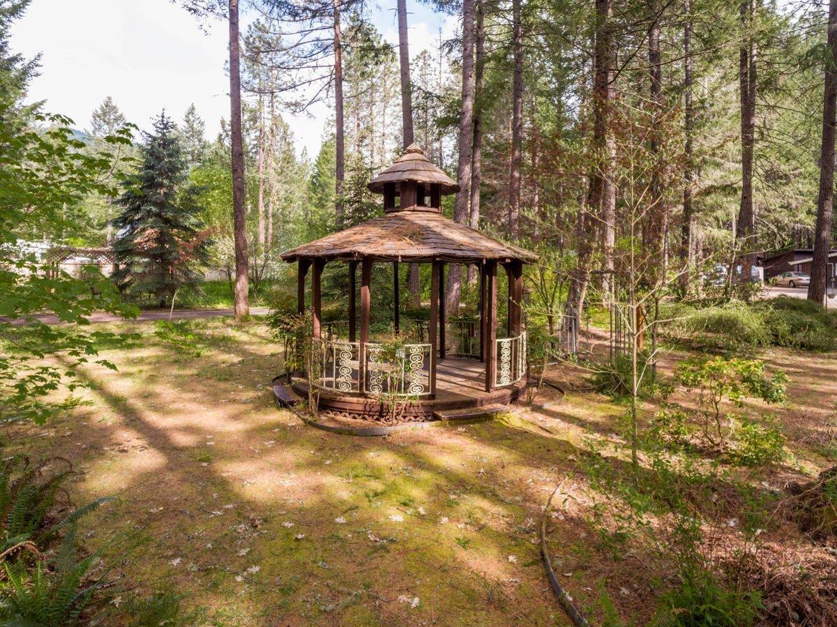 186 Sallsten Road Grants Pass, OR 97527 - Photo 33 of 34 The Gazebo.