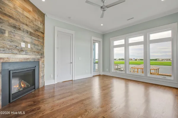 $3,245,000 | 106 North Glimmering Glass Lane, Hampstead, NC 28443