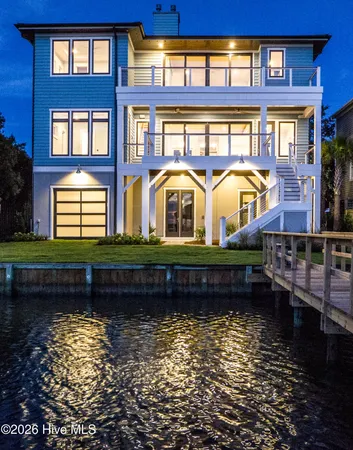 $3,245,000 | 106 North Glimmering Glass Lane, Hampstead, NC 28443