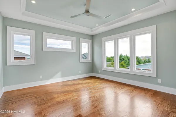 $3,245,000 | 106 North Glimmering Glass Lane, Hampstead, NC 28443