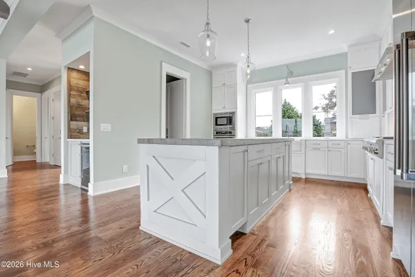 $3,245,000 | 106 North Glimmering Glass Lane, Hampstead, NC 28443