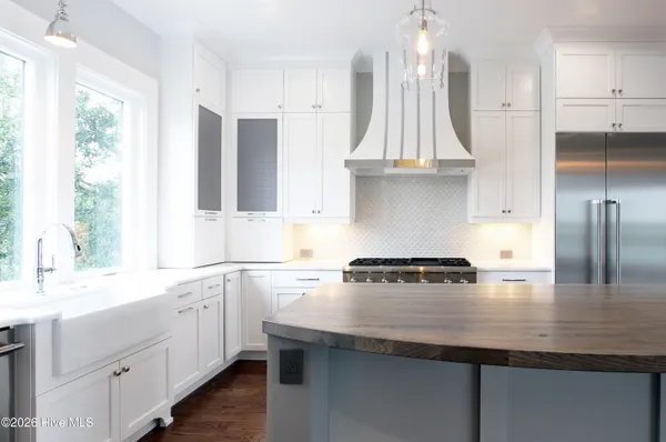 $3,245,000 | 106 North Glimmering Glass Lane, Hampstead, NC 28443