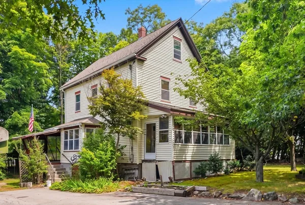 $649,900 | 164 Green Woburn Ma, Woburn, MA 01801