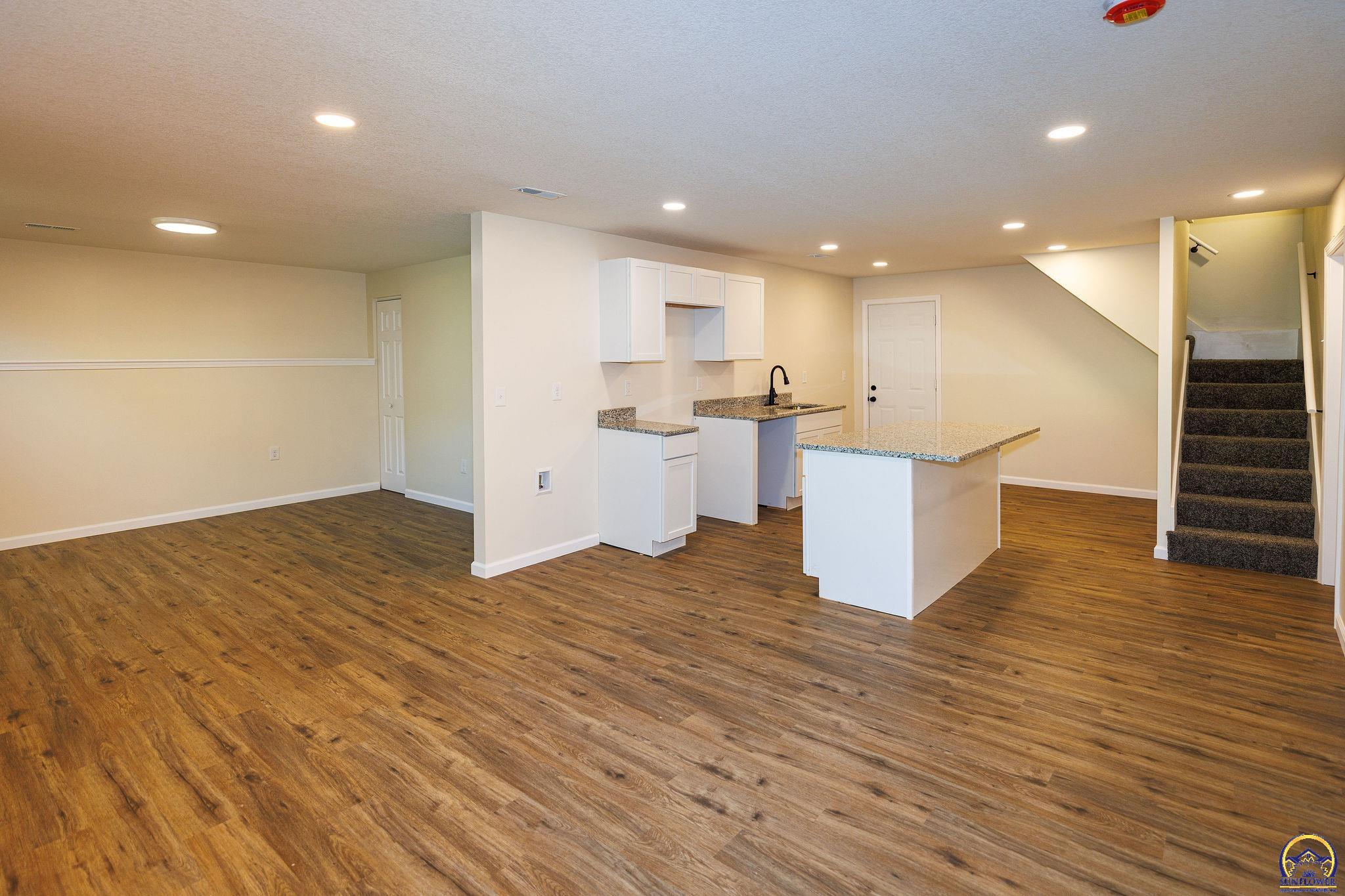 2409 Southwest Fillmore Street Topeka, KS 66611 - Photo 7 of 23
