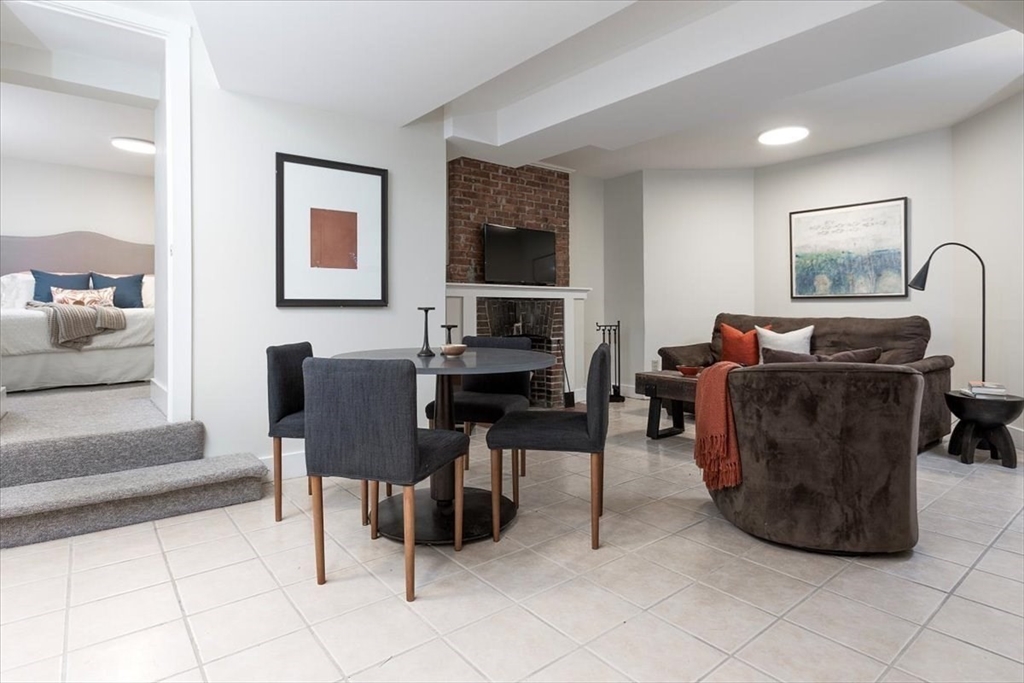 48 Salisbury Road Brookline, MA 02445 - Photo 24 of 26