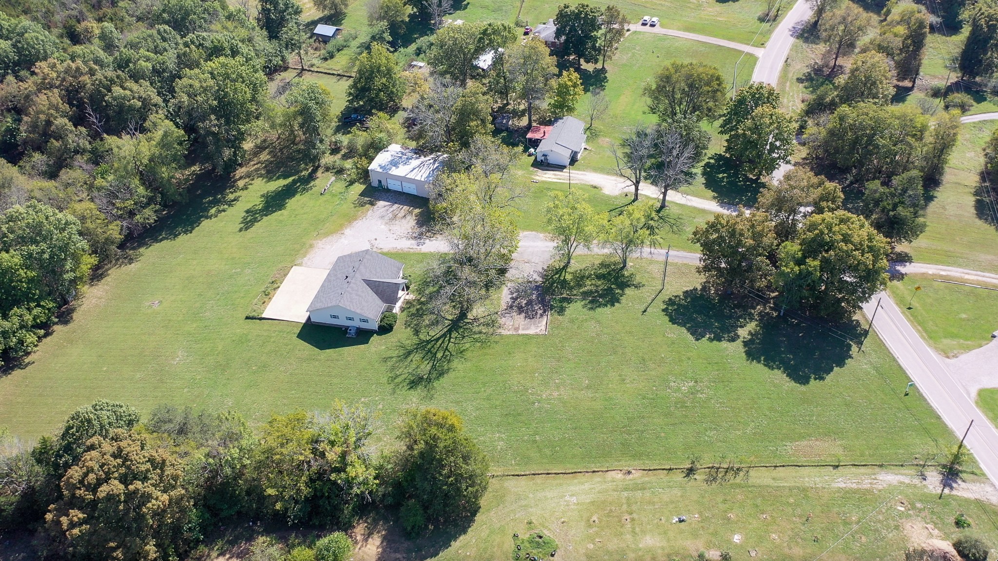 1235 Yell Road Lewisburg, TN 37091 - Photo 13 of 36