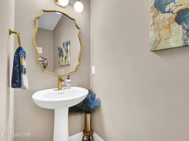 $368,000 | 7128 Deer Springs Way, Powell, TN 37849