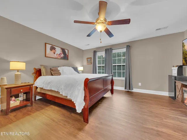 $368,000 | 7128 Deer Springs Way, Powell, TN 37849