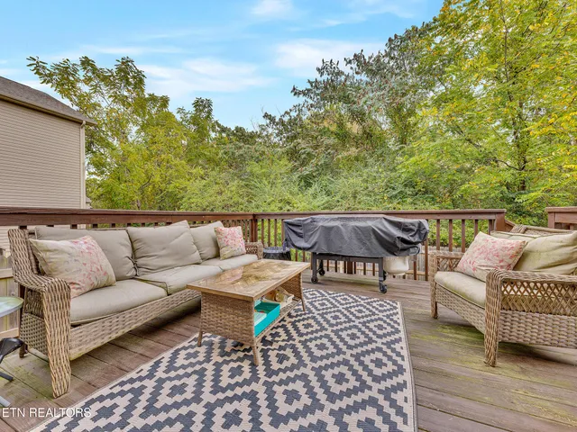 $368,000 | 7128 Deer Springs Way, Powell, TN 37849