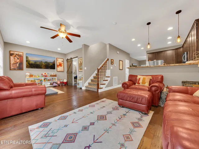 $368,000 | 7128 Deer Springs Way, Powell, TN 37849