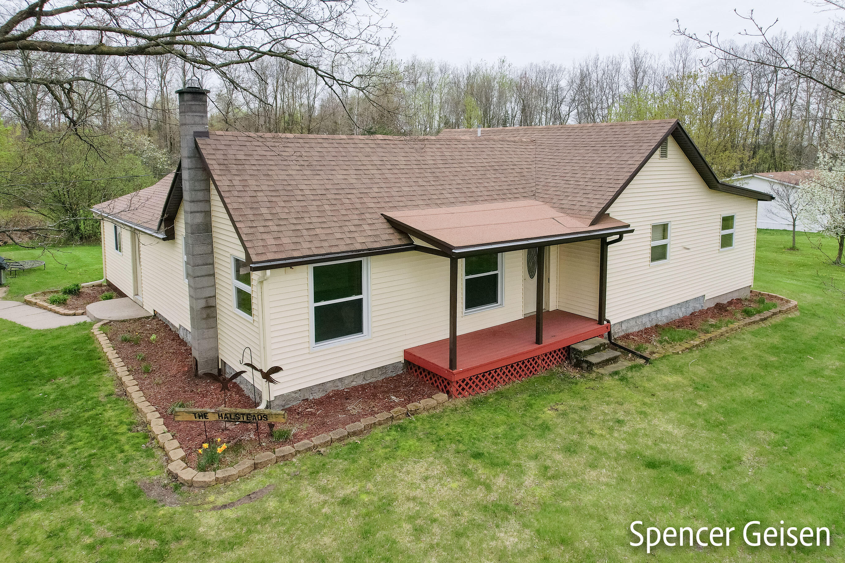 8179 West Colby Road Greenville, MI 48838 - Photo 1 of 49 8179 W Colby Rd, Greenville, MI 1-2