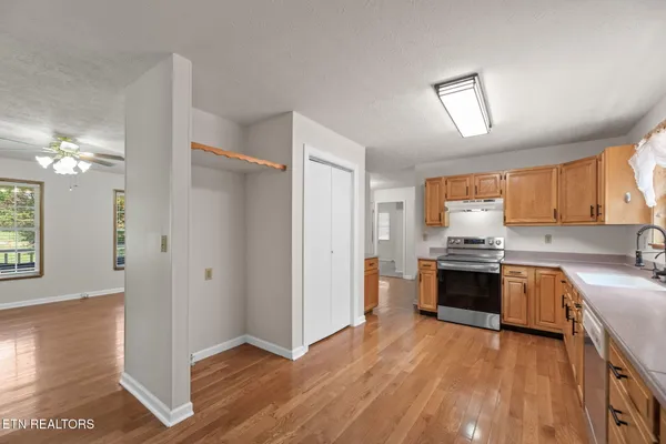 $440,000 | 295 Barber Road, Corryton, TN 37721