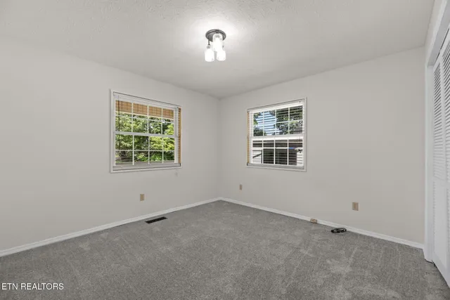 $450,000 | 295 Barber Road, Corryton, TN 37721