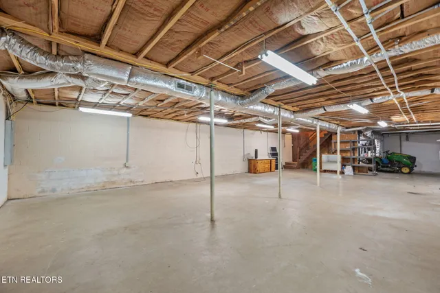 $450,000 | 295 Barber Road, Corryton, TN 37721