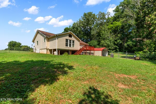 $450,000 | 295 Barber Road, Corryton, TN 37721