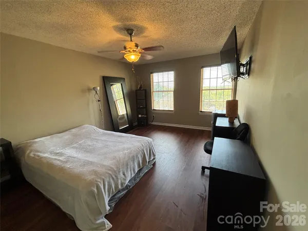 $420,000 | 2601 Yarrow Road, Charlotte, NC 28213