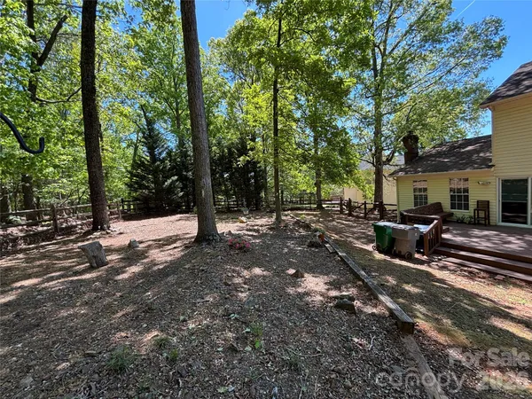 $420,000 | 2601 Yarrow Road, Charlotte, NC 28213