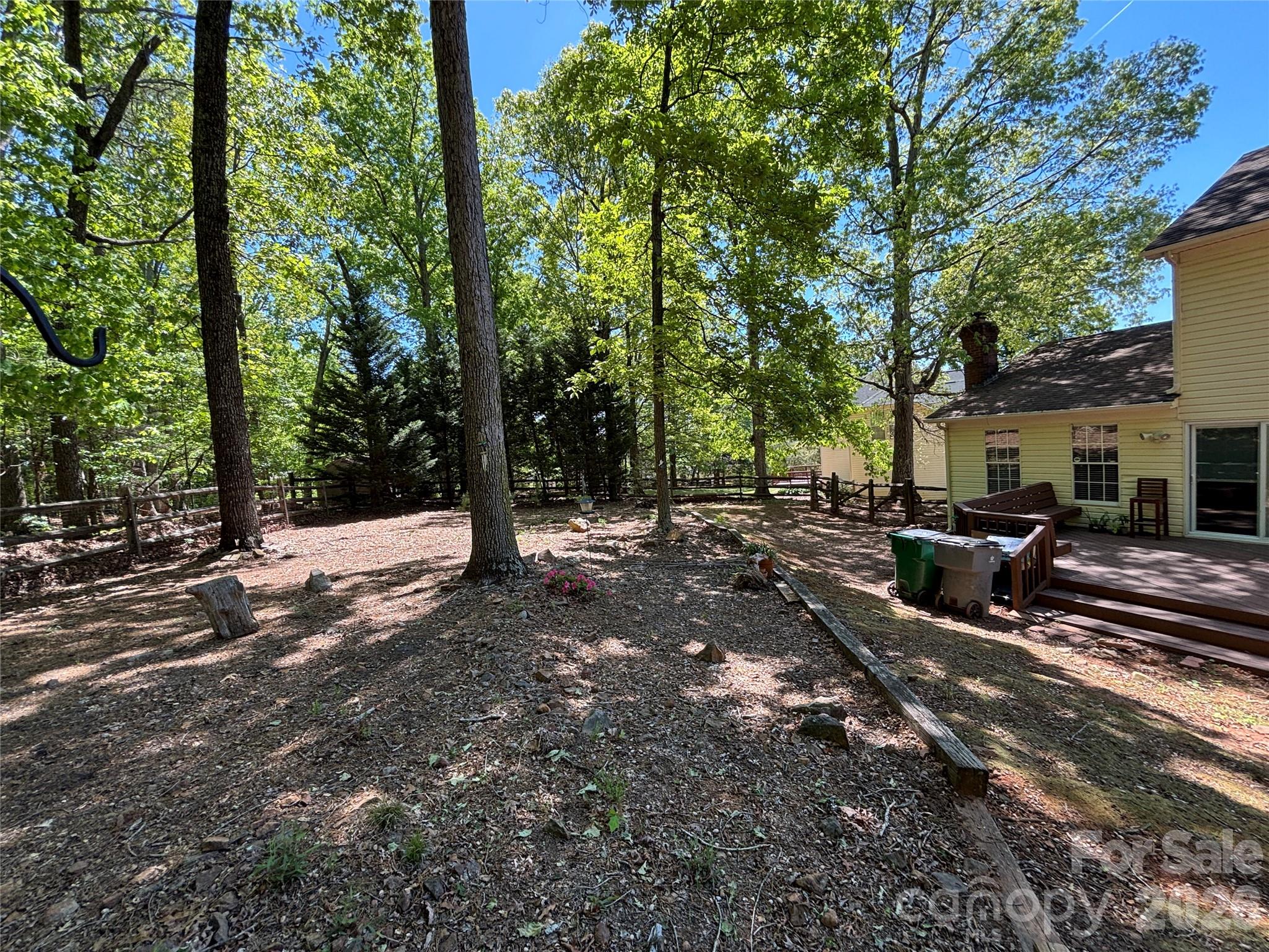 2601 Yarrow Road Charlotte, NC 28213 - Photo 39 of 40 a view of a backyard with sitting area