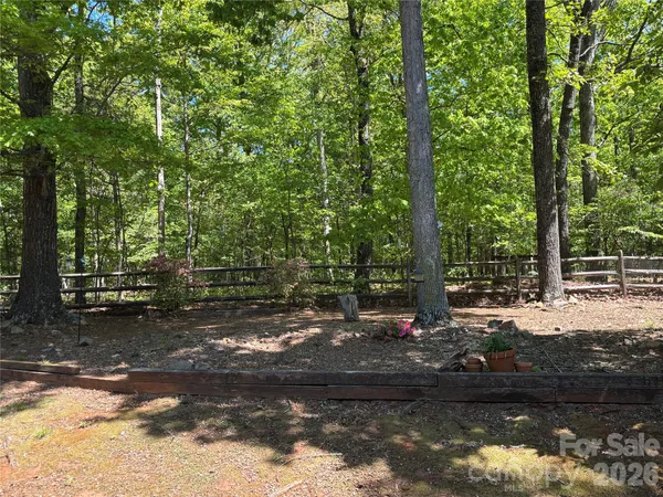 $420,000 | 2601 Yarrow Road, Charlotte, NC 28213