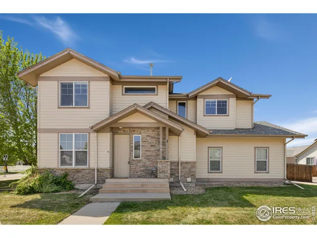 $580,000 | 2104 18th Avenue, Longmont, CO 80501
