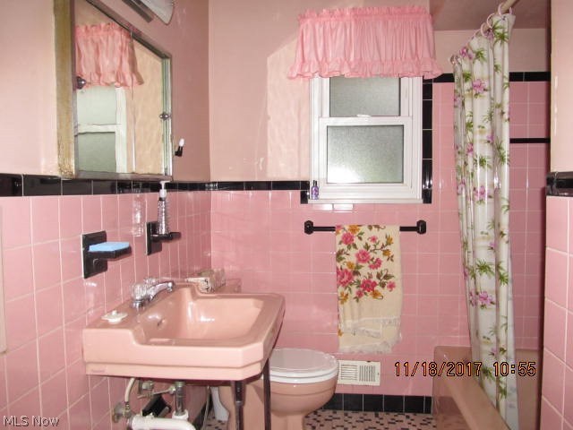 12268 Schreiber Road Cleveland, OH 44125 - Photo 16 of 22 Gallery Image 16