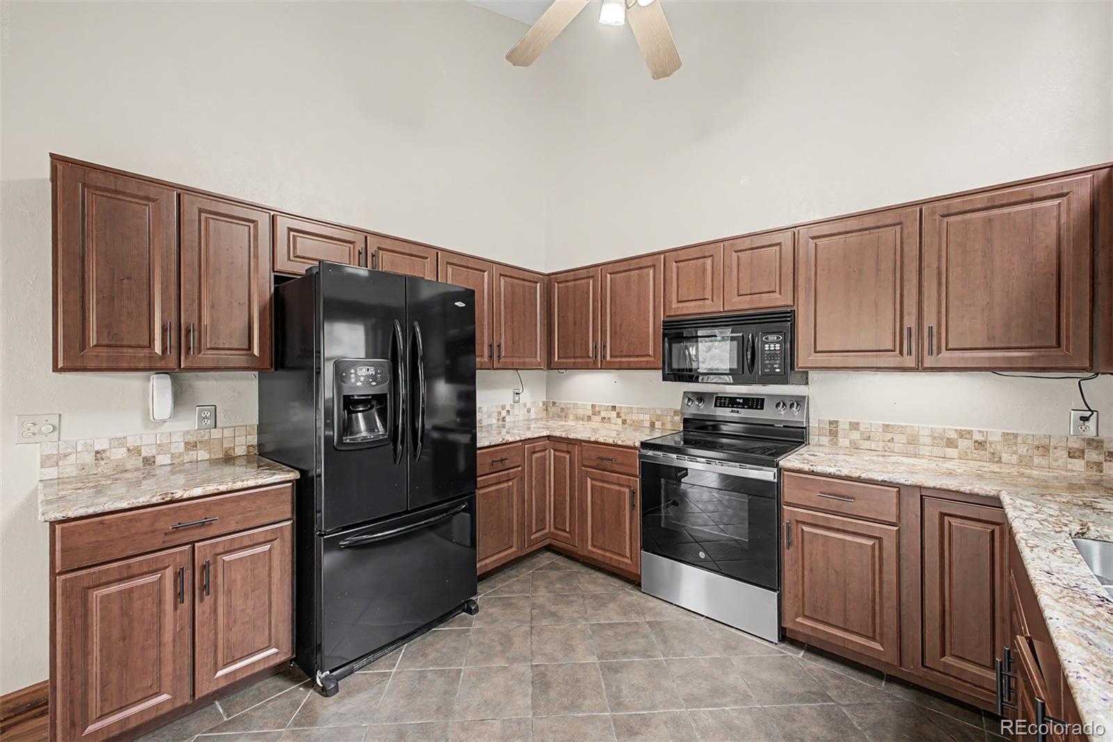 29526 Bronco Road Evergreen, CO 80439 - Photo 8 of 39