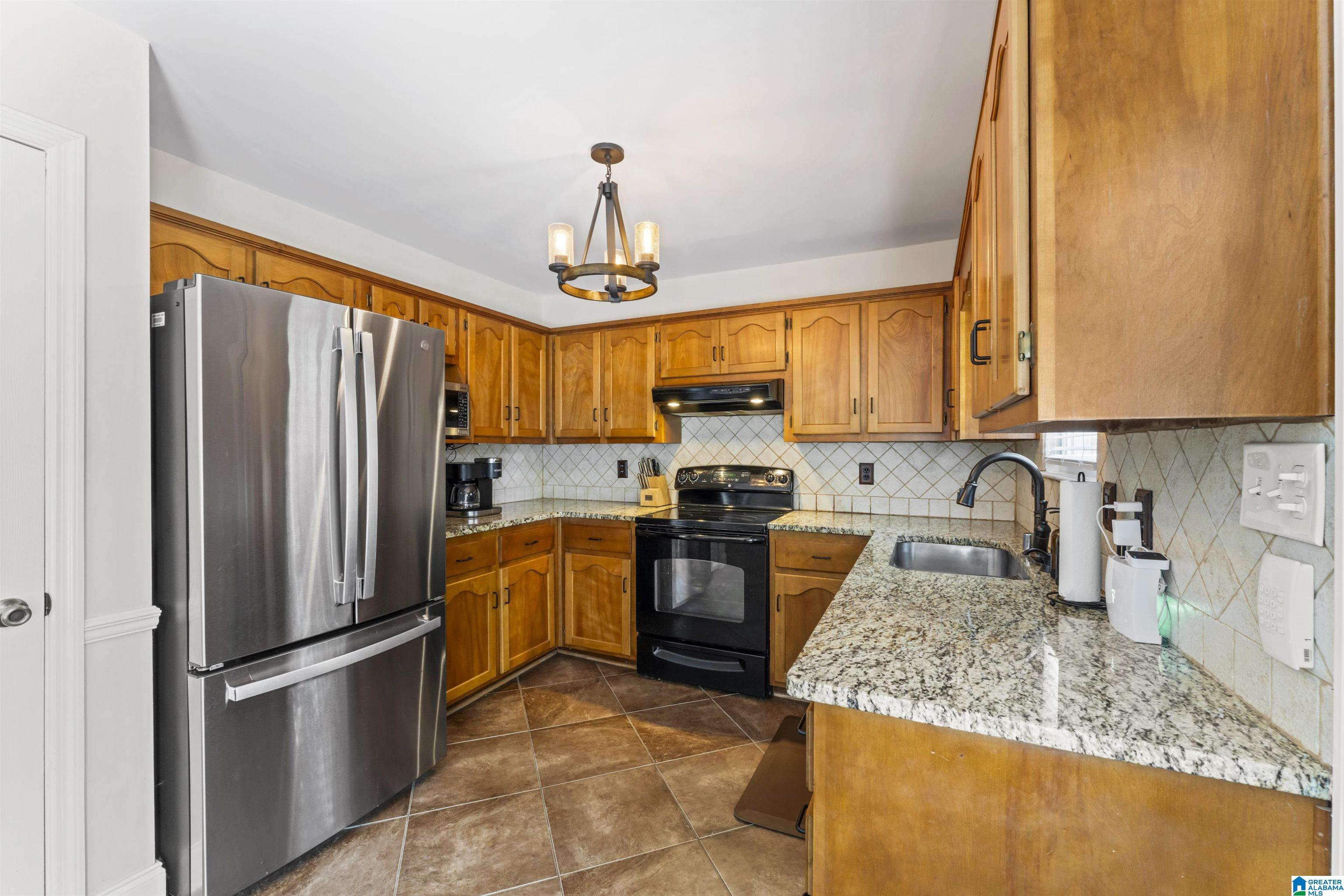 6344 Spring Hollow Road Gardendale, AL 35071 - Photo 12 of 34
