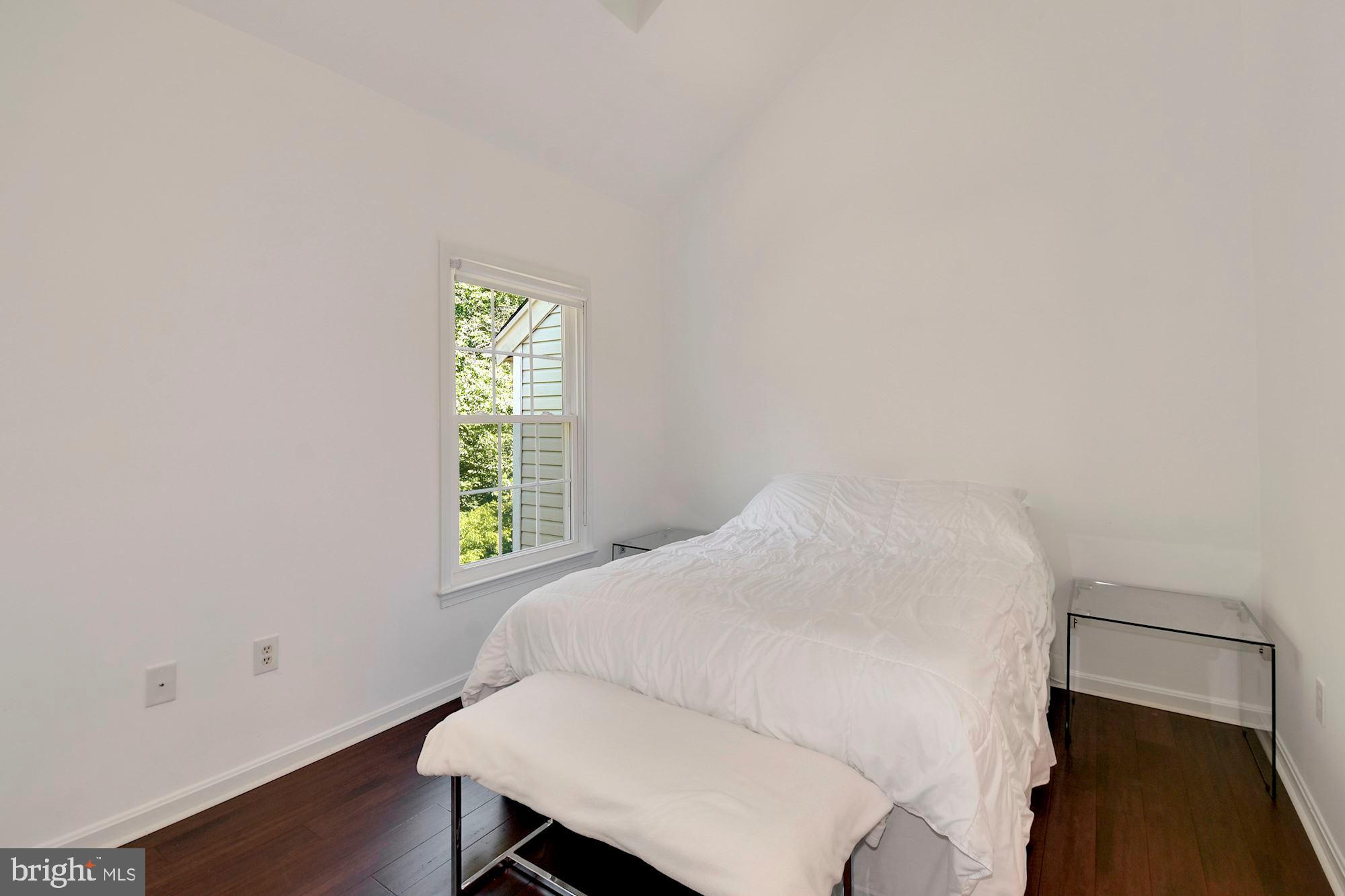 8216 Maple Ridge Avenue Springfield, VA 22153 - Photo 20 of 39 Gallery Image 20