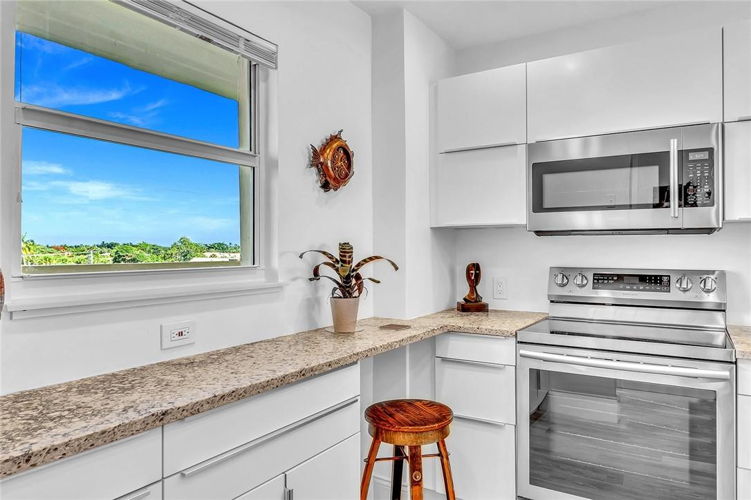 310 South Ocean Boulevard, Unit 301 Boca Raton, FL 33432 - Photo 9 of 44 Photo 9