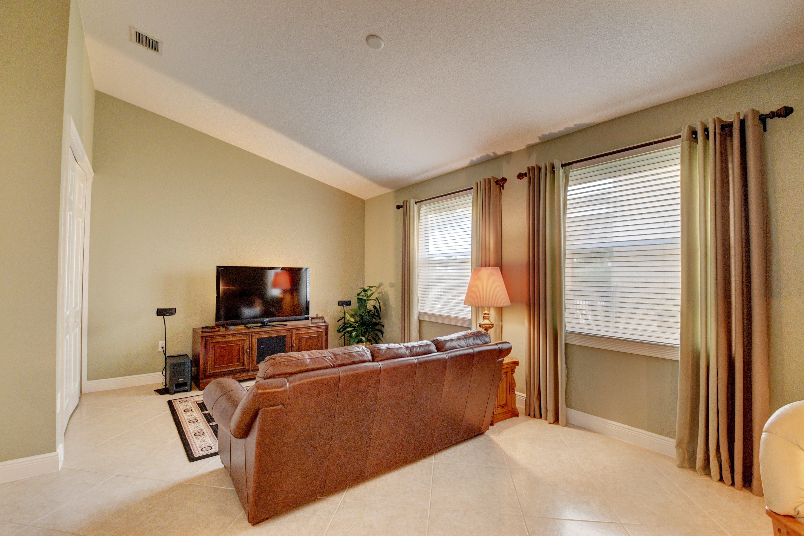 19117 Streamside Court Boca Raton, FL 33498 - Photo 25 of 40 48_dsc_9414_5_6_7_8