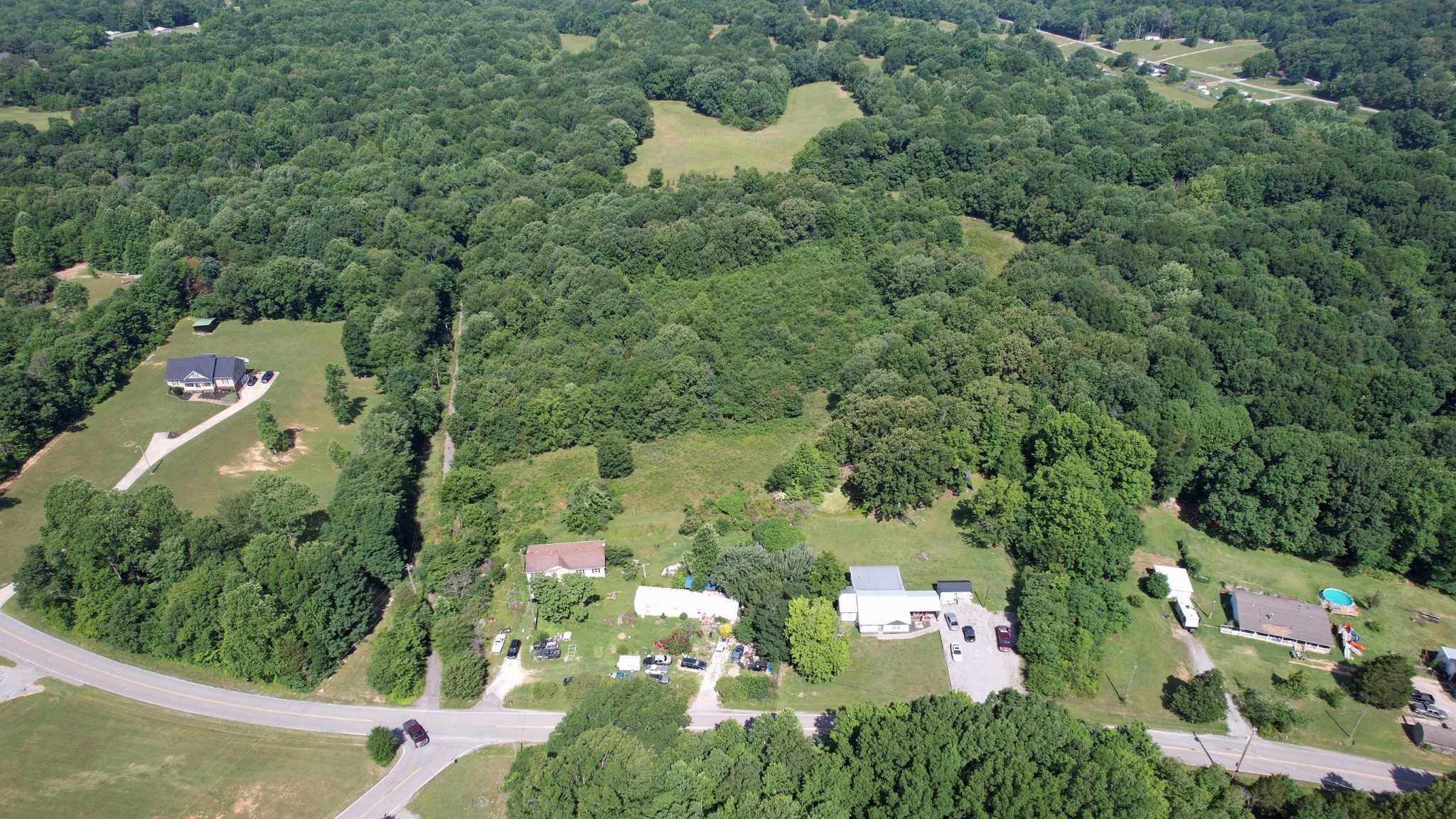 4370 Old Metal Road Palmyra, TN 37142 - Photo 19 of 60