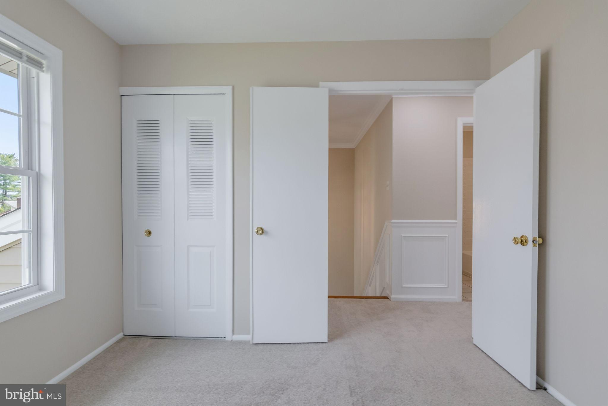 123 South Fox Road Sterling, VA 20164 - Photo 25 of 31 BR # 4, double door entrance, new carpet